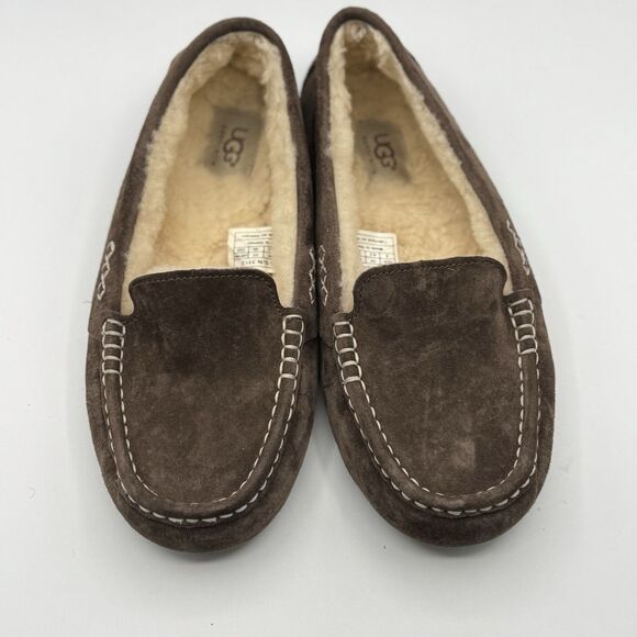 UGG Ansley Women’s Brown Suede Moccasin Slippers Sheepskin Wool Lined Size 8 - Picture 2 of 12